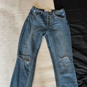 Abercrombie & Fitch mom Jean curve love size 25
